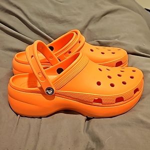 Crocs platform